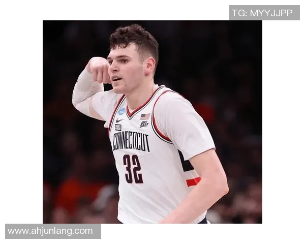 世界足球巨星的子女们：这些年轻才俊能否继承父亲的足球传奇