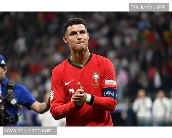 度国际足球球星完整名单盘点与实力综合解析 度国际足球球星完整名单盘点与实力综合解析