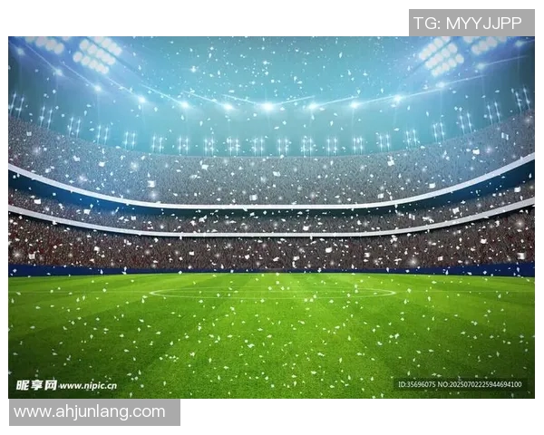 聚焦绿茵场上英姿飒爽的帅气足球巨星风采全景展现